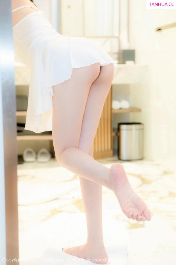   [XiuRen]高清写真图 2023.06.25 No.6968 柚琪Rich 丰腴美臀第65张图片